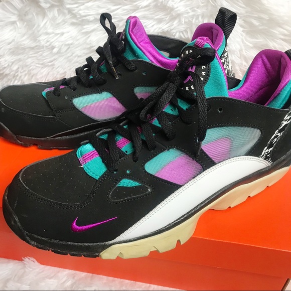 nike air huarache trainer